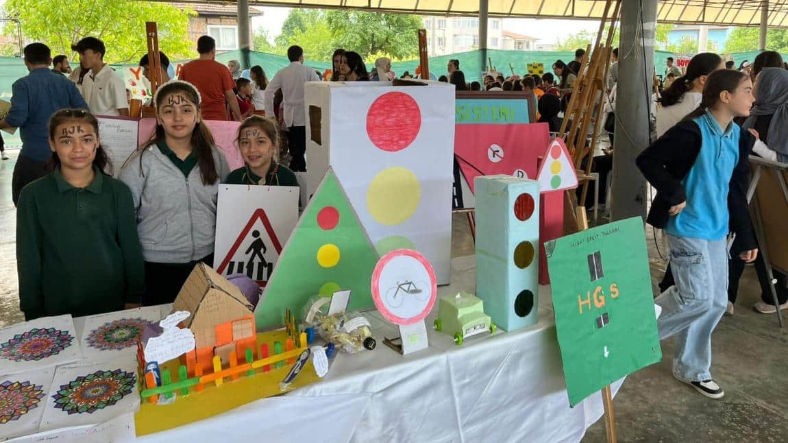 ÇİLİMLİ İLÇEMİZDE YAPILAN FESTİVAL